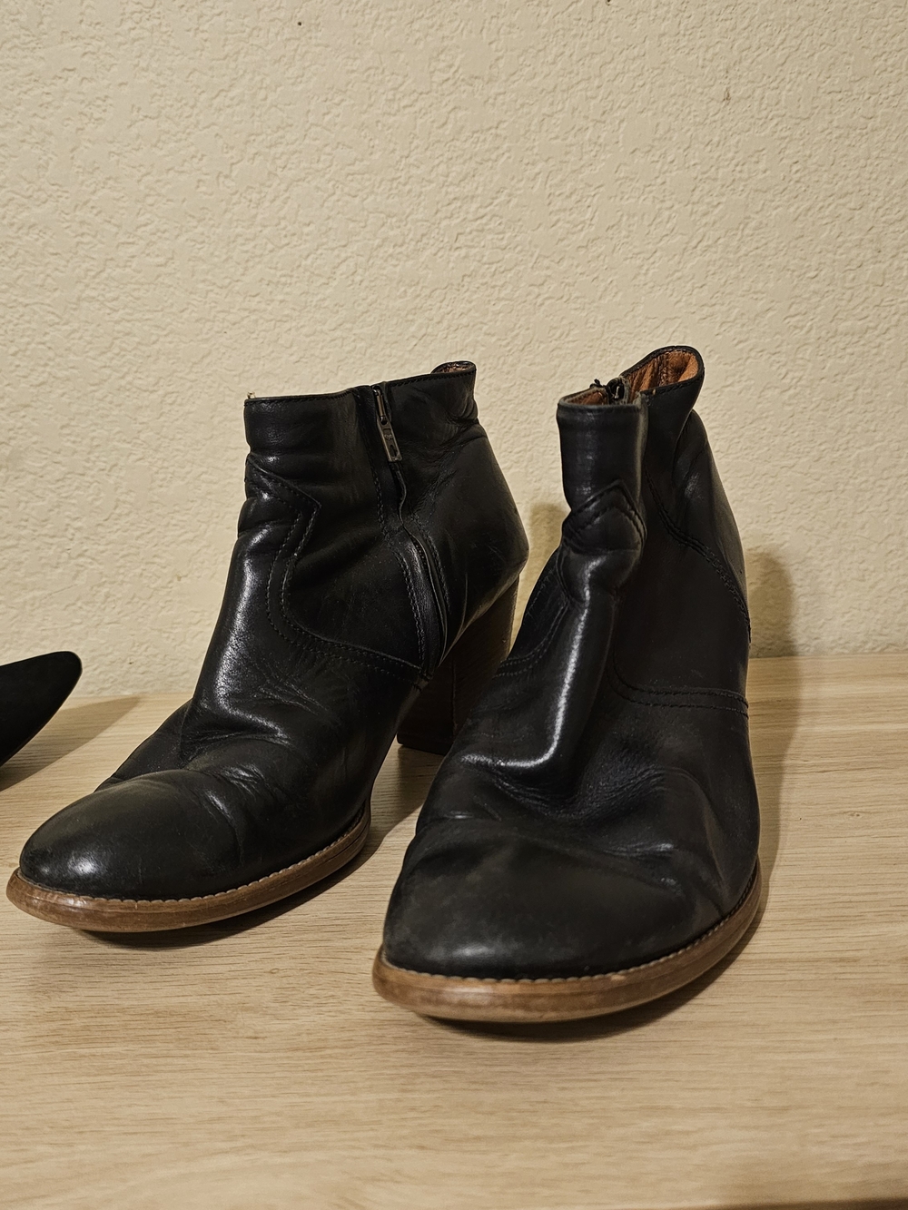 Madewell Black Leather Ankle Booties with Brown Stacked Heel - Picture 2 of 8
